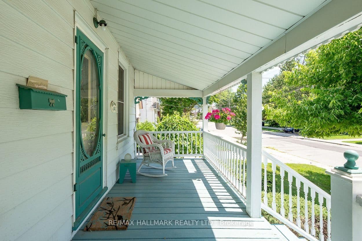 40 Pinegrove Avenue - Image 3