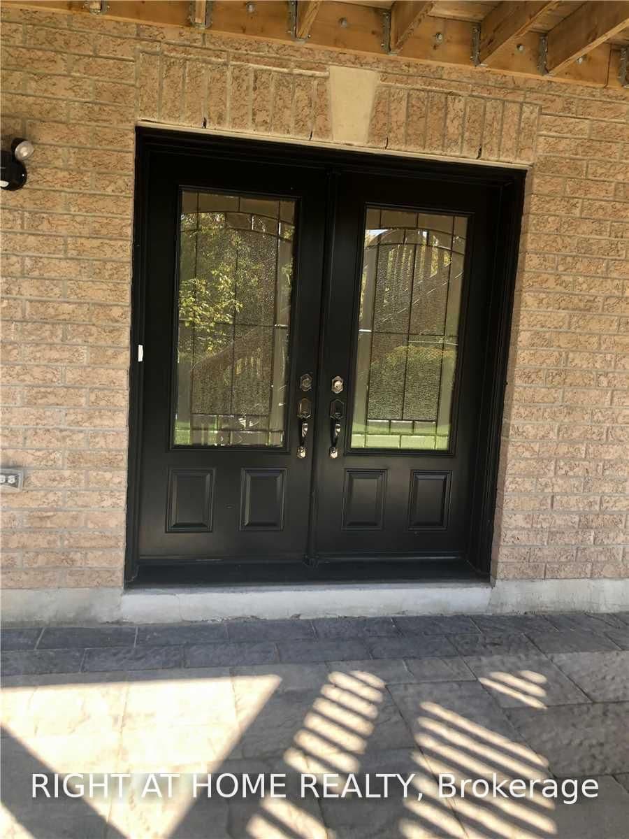 91 Stockell Crescent, Unit Lower - Image 5