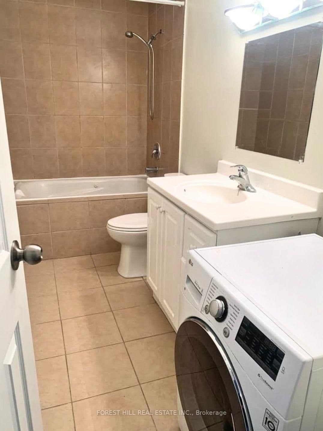 422 Danforth Avenue, Unit B - Image 2