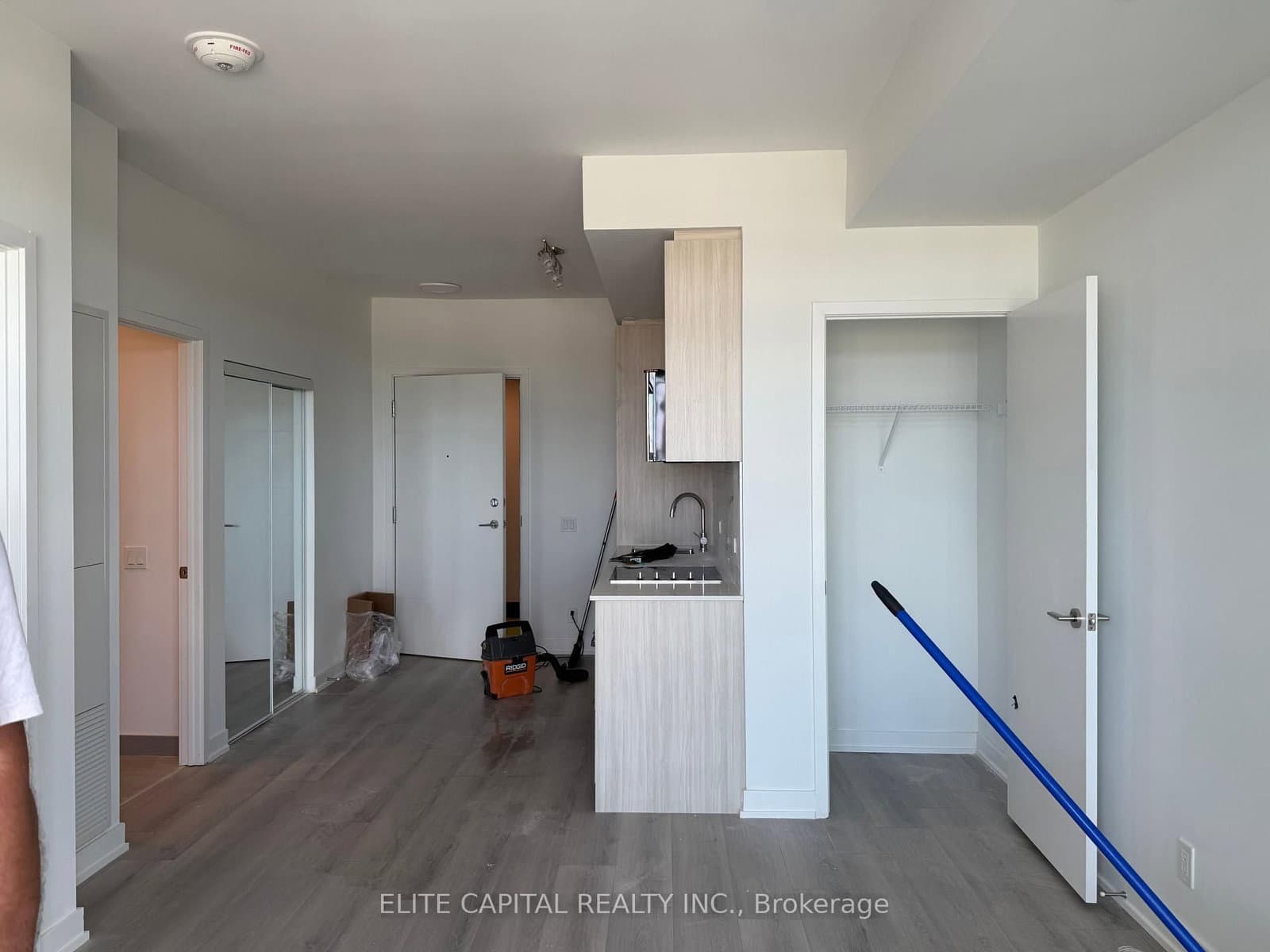 20 Deans Drive, Unit 521 - Image 3