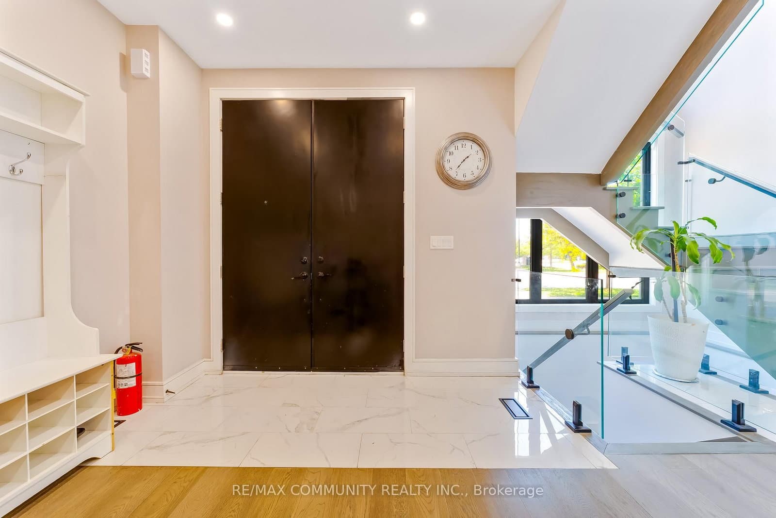 856 Kennedy Road - Image 6