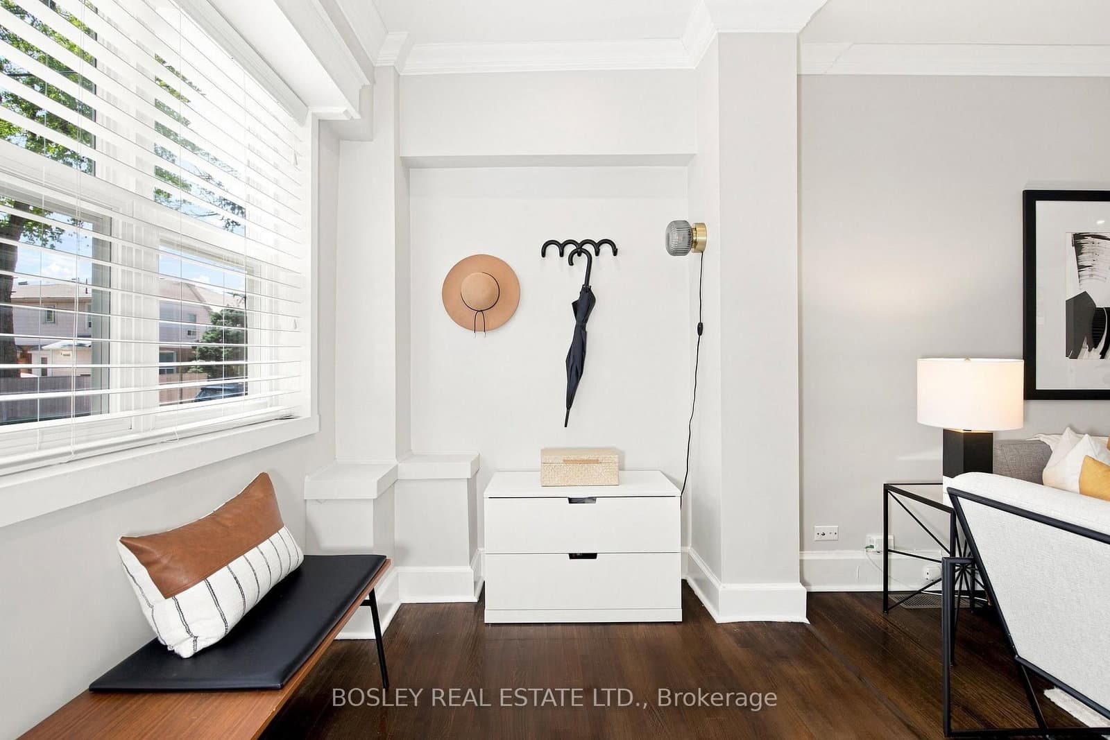 100 Springdale Boulevard - Image 3