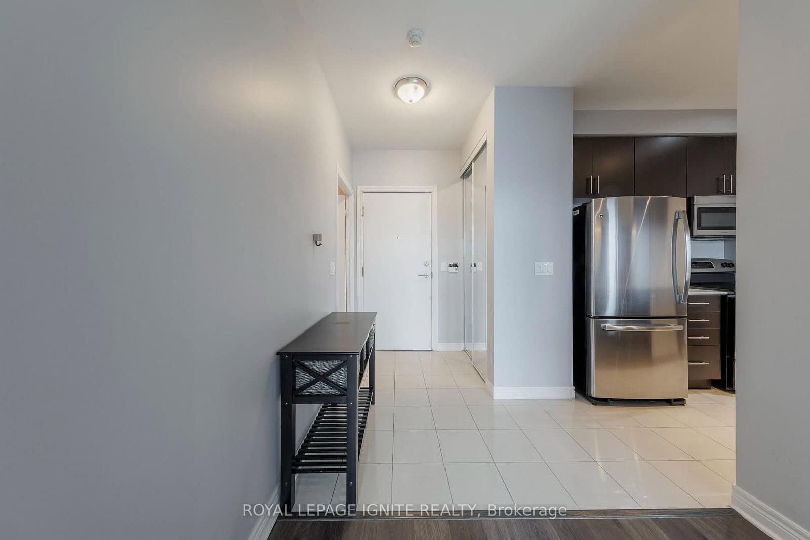 50 Town Centre Court, Unit PH04 - Image 3