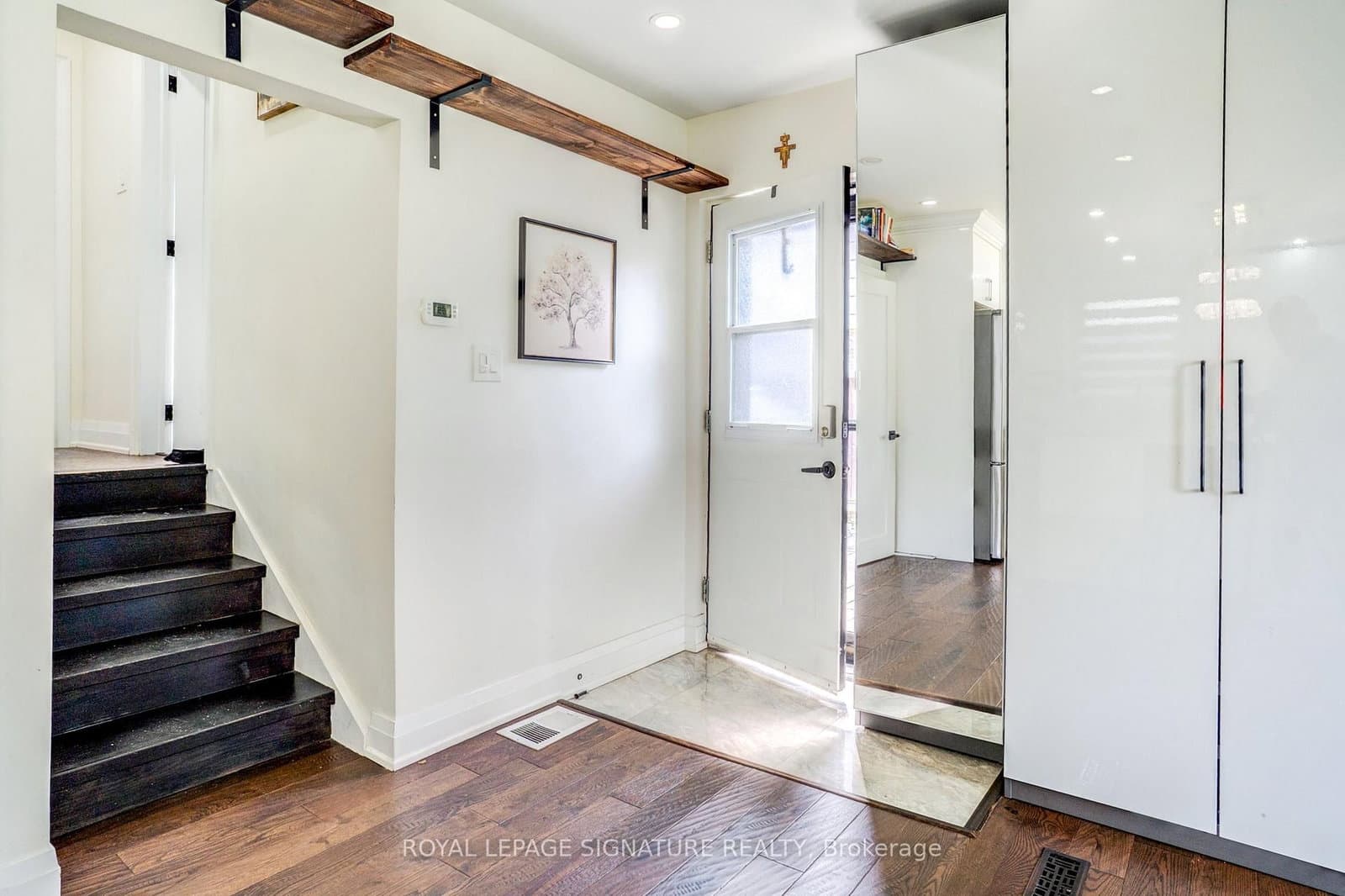 23 Denham Road - Image 2
