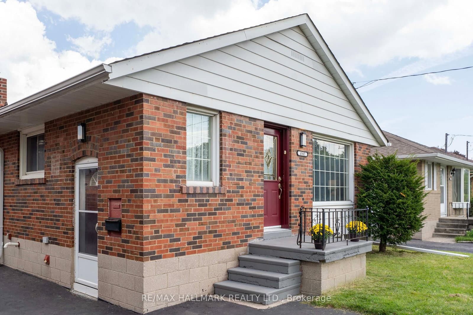 1557 Pharmacy Avenue - Image 3