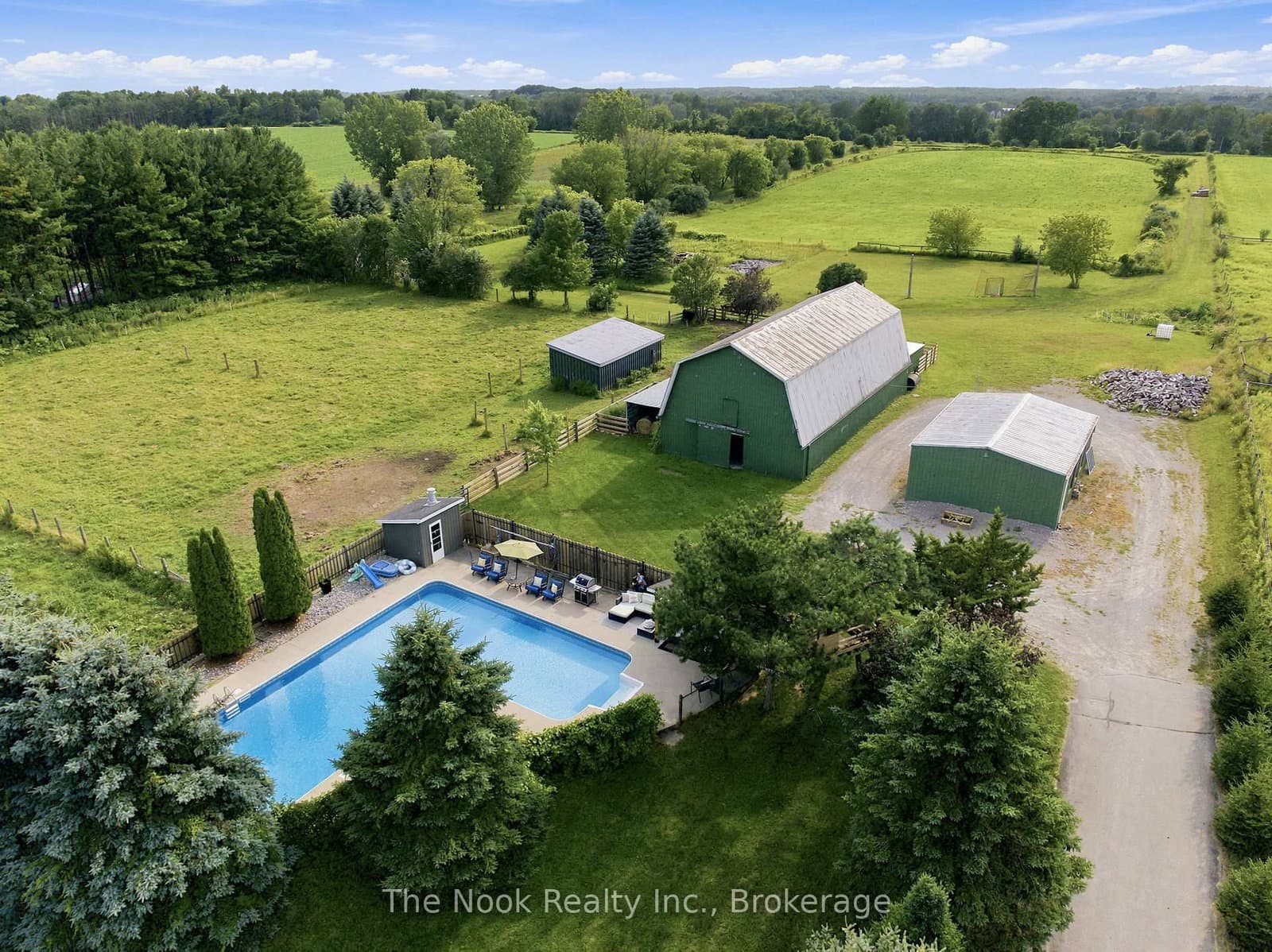 4386 Middle Road - Image 1