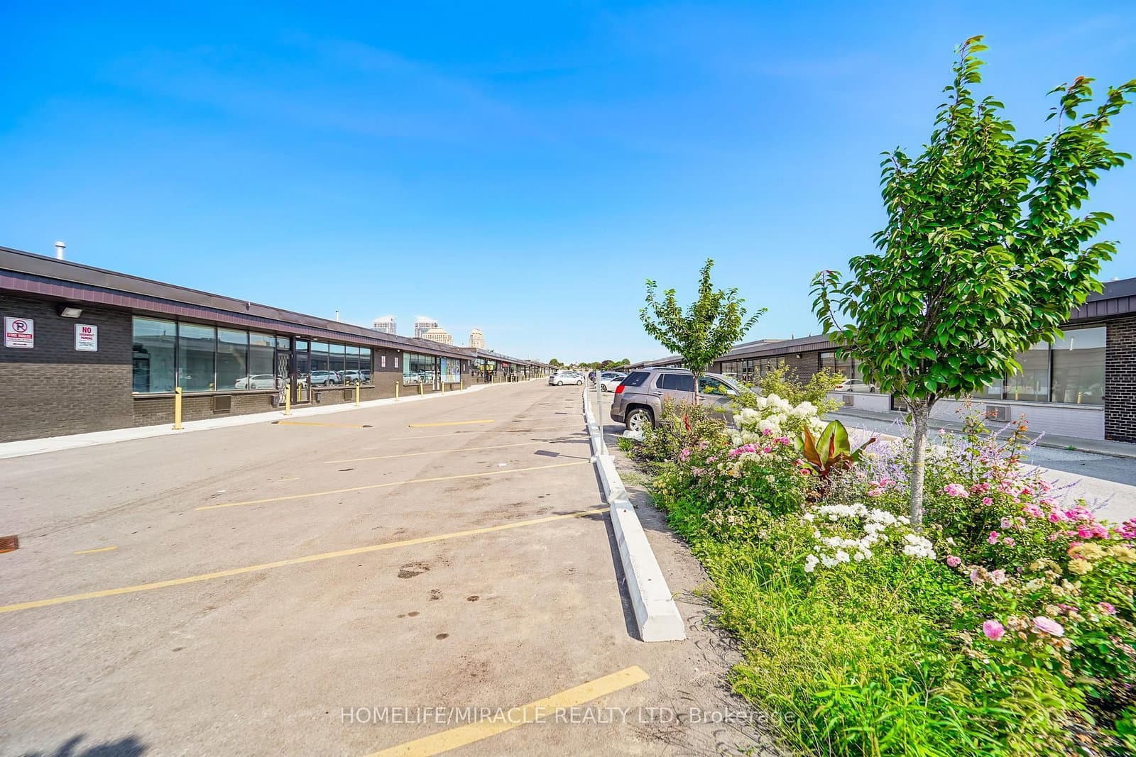 1940 Ellesmere Road, Unit 5 - Image 2