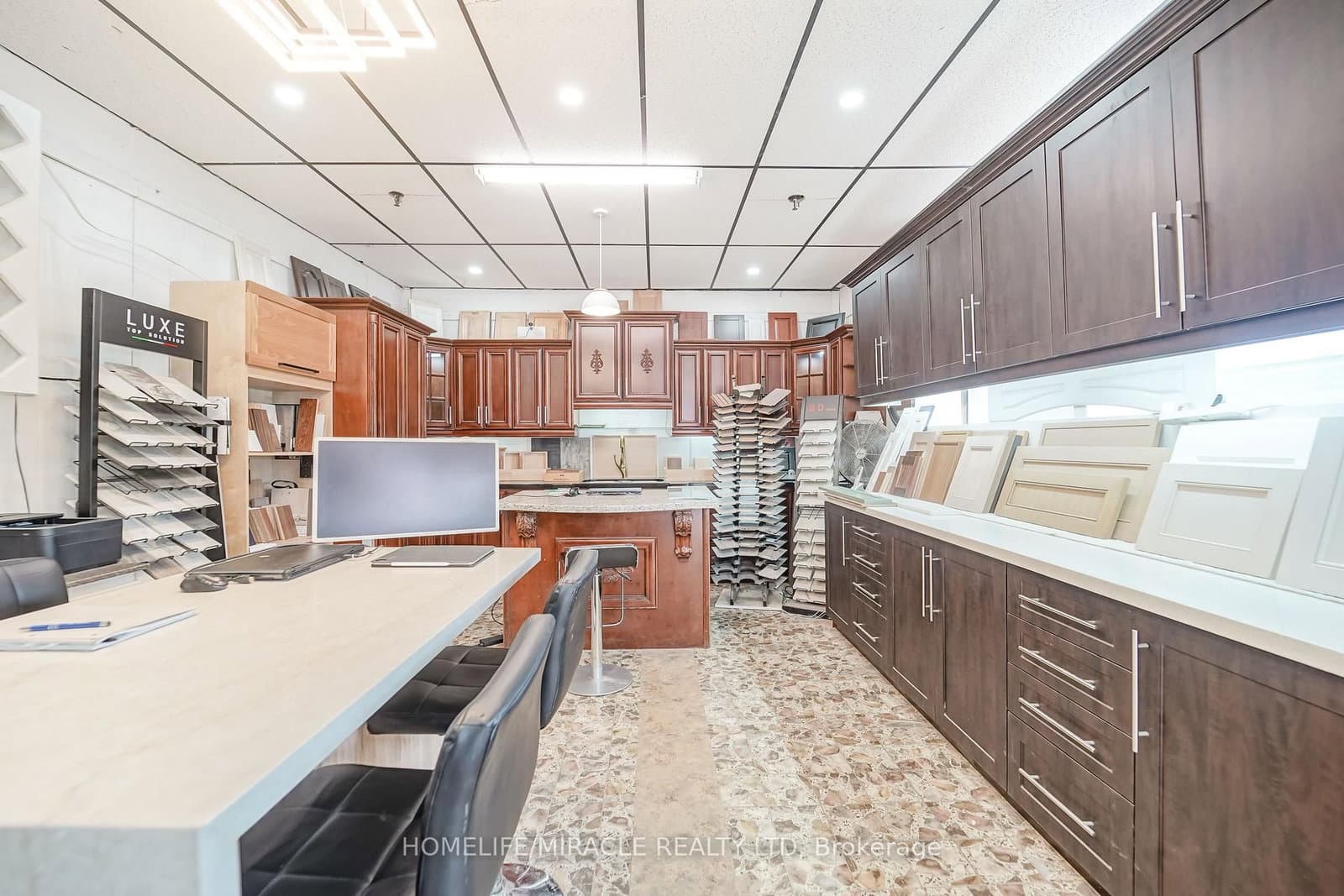 1940 Ellesmere Road, Unit 5 - Image 6