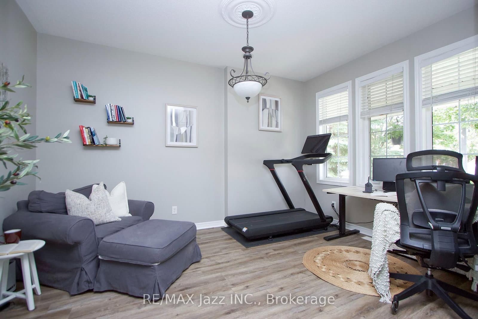 54 Melody Drive - Image 5