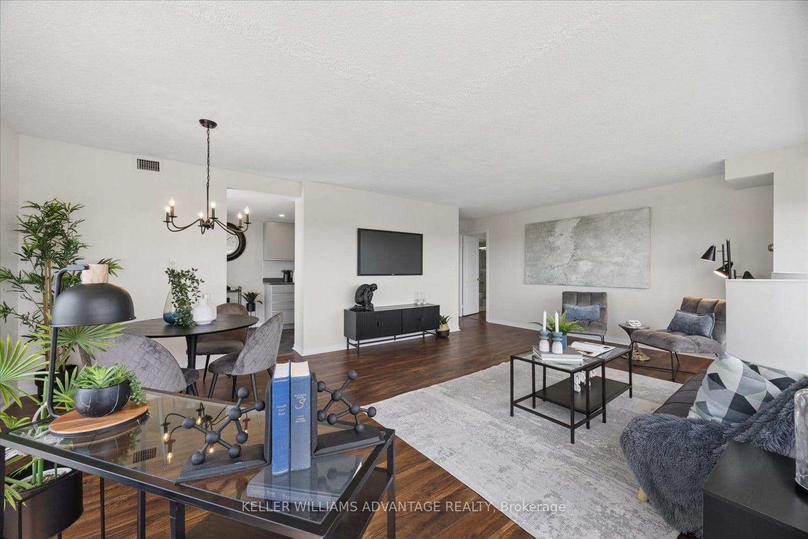 712 Rossland Road E, Unit 903 - Image 4