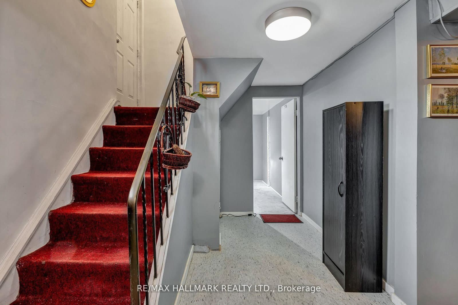 90 Santamonica Boulevard, Unit Bsmt - Image 4