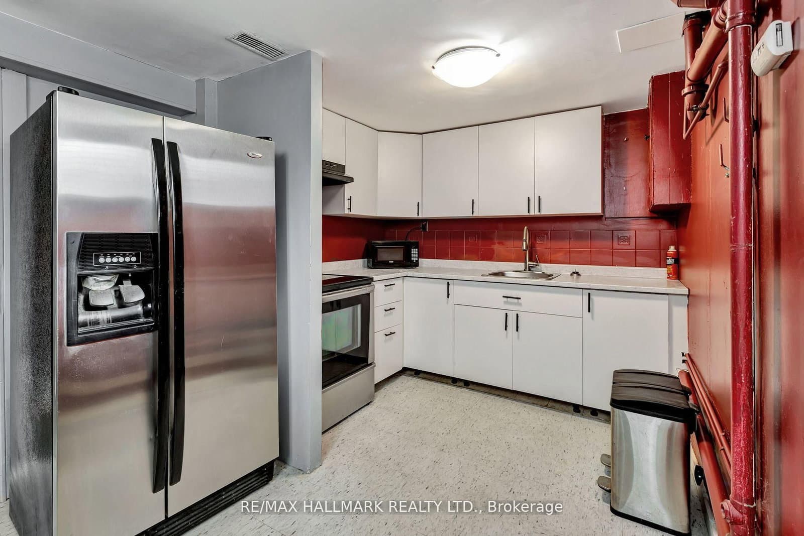 90 Santamonica Boulevard, Unit Bsmt - Image 5