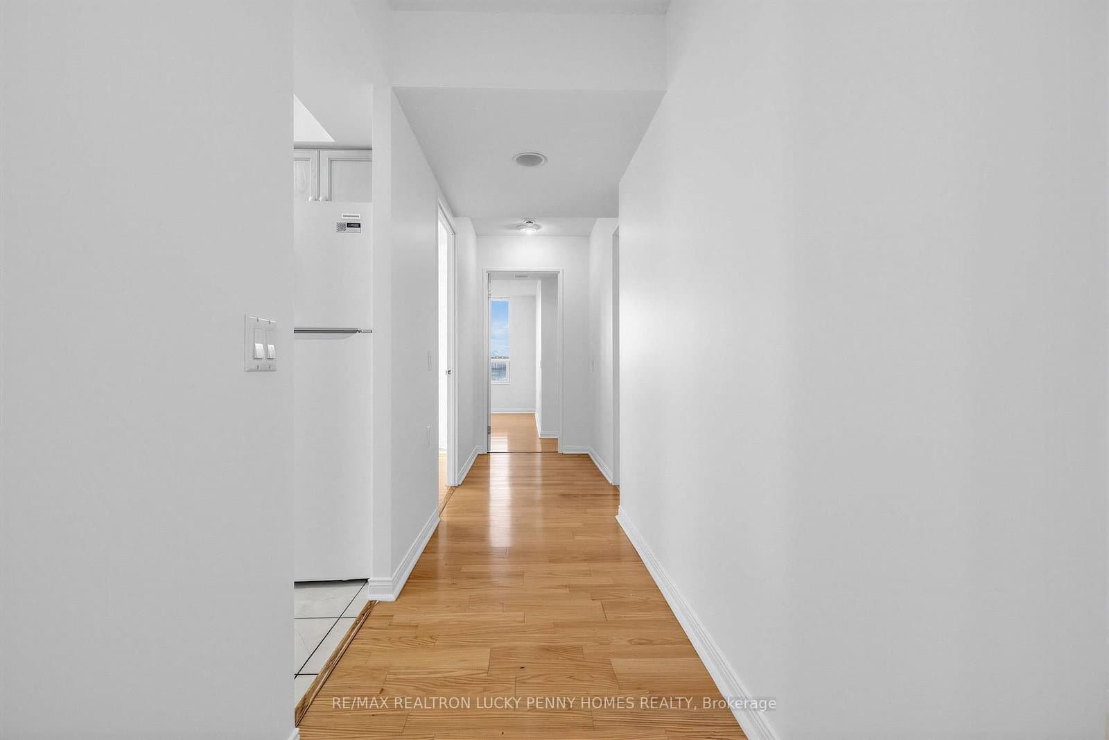 2800 Warden Avenue, Unit 807 - Image 6