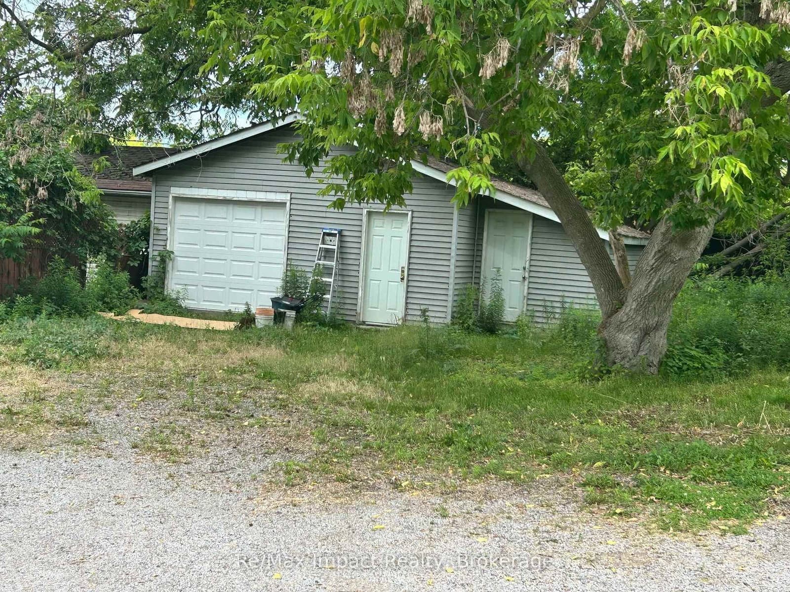 278 William Street E - Image 2