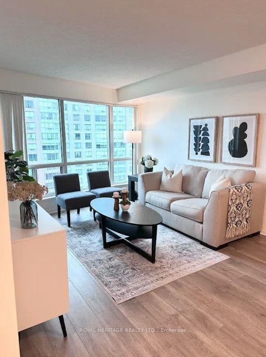 18 Lee Centre Drive, Unit 2110 - Image 2
