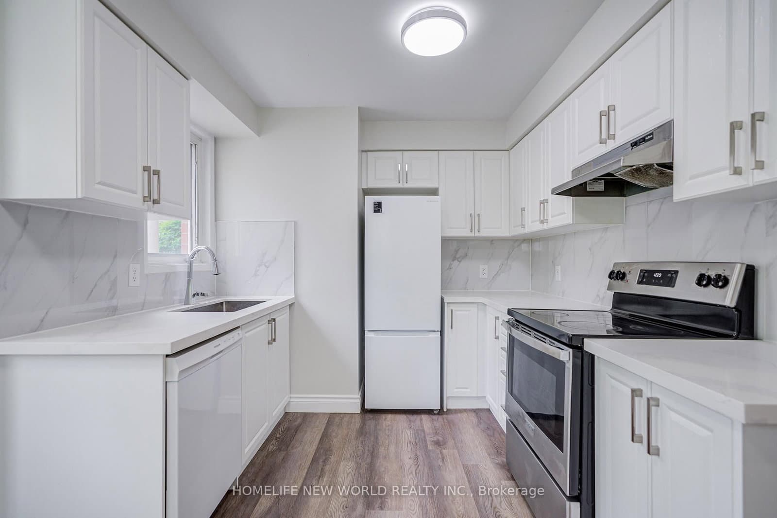 28 Rosebank Drive, Unit 1001 - Image 6