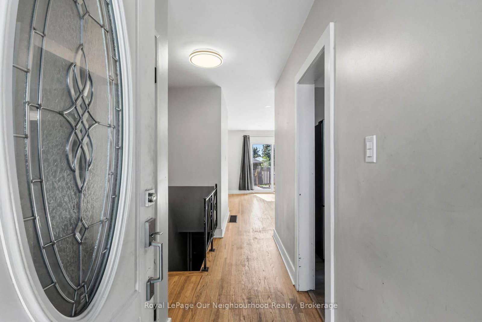 1016 Centre Street N - Image 4