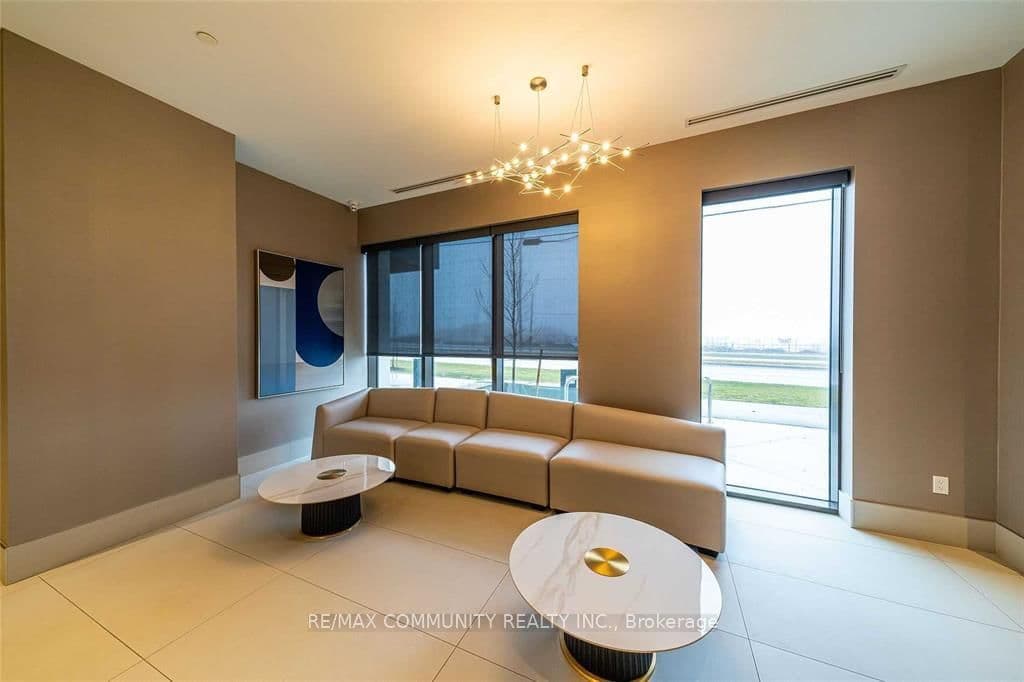 2550 Simcoe Street, Unit 2114 - Image 4