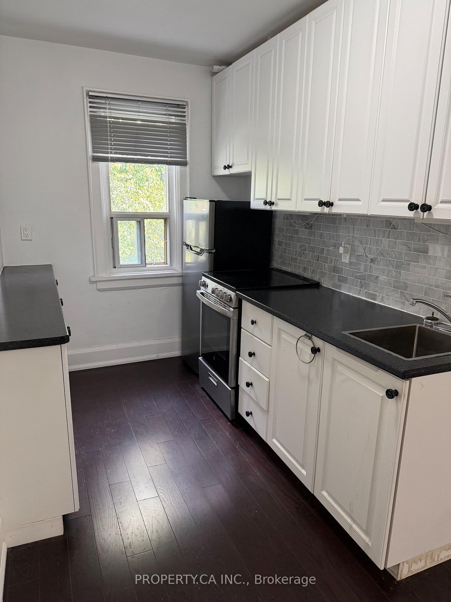 849 Broadview Avenue E, Unit 32 - Image 1