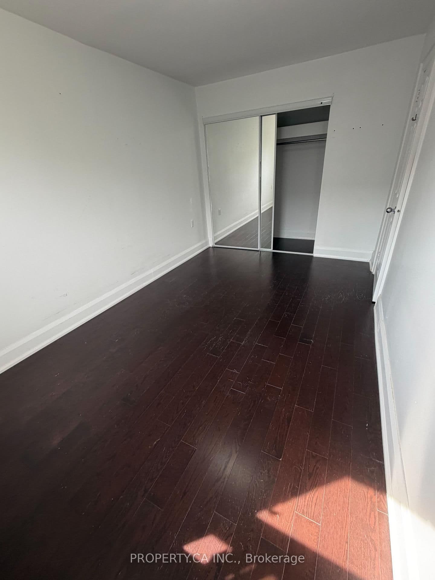 849 Broadview Avenue E, Unit 32 - Image 4