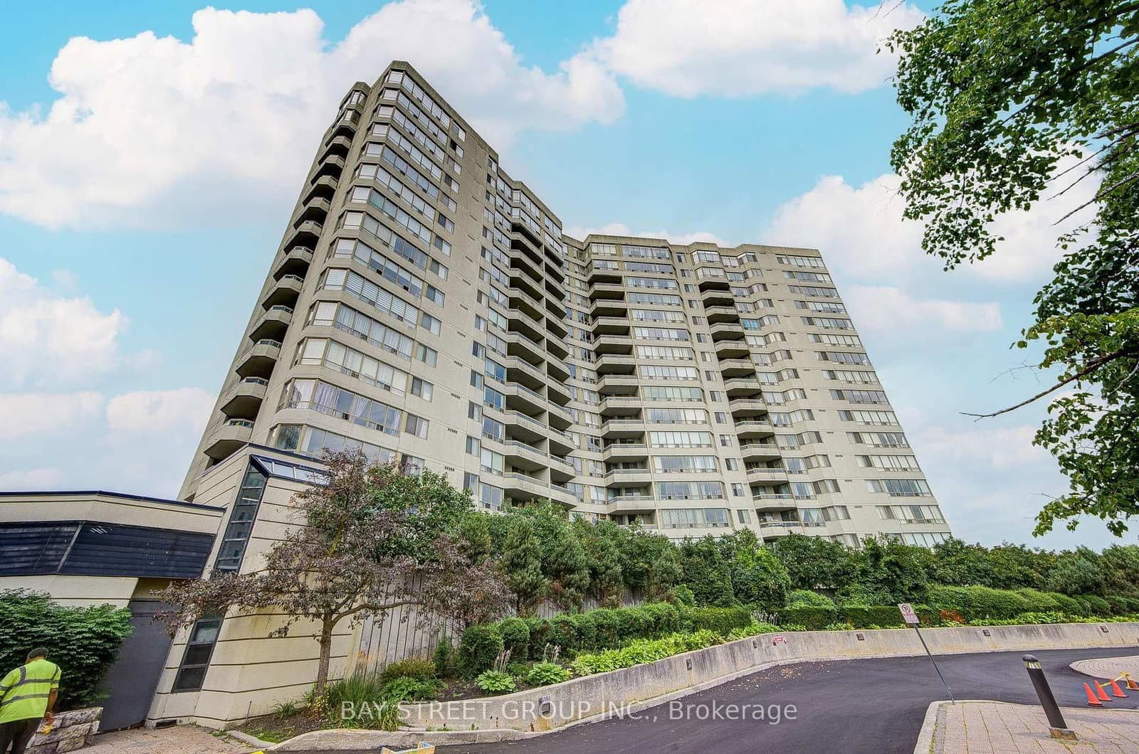 160 alton towers Circle, Unit 1607 - Image 1