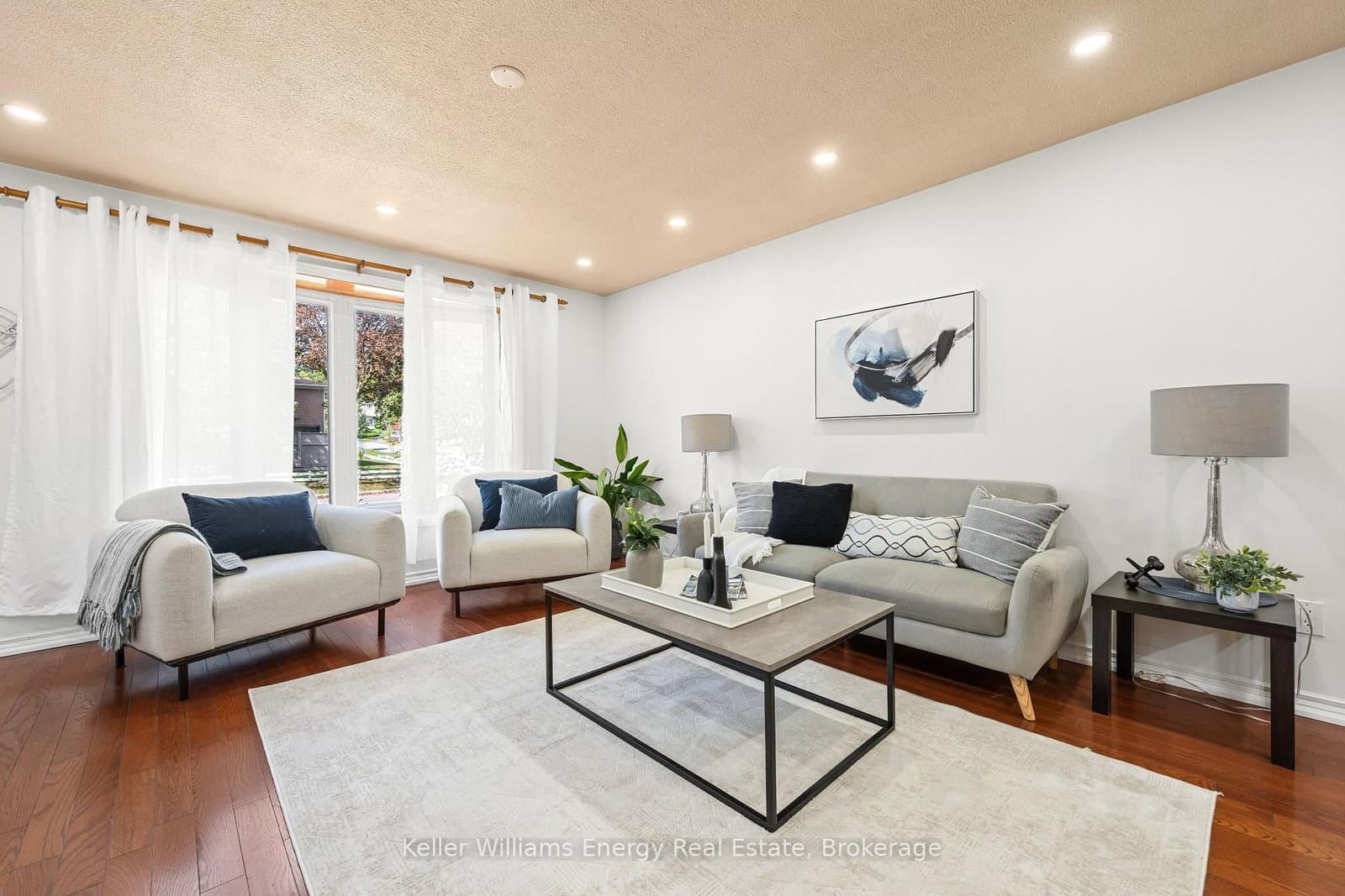 162 Merkley Square - Image 3
