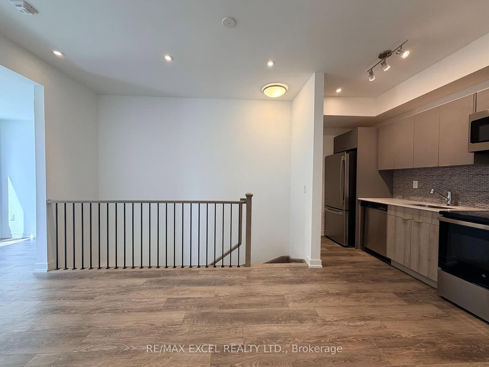 3069 Pharmacy Avenue, Unit 5 - Image 4
