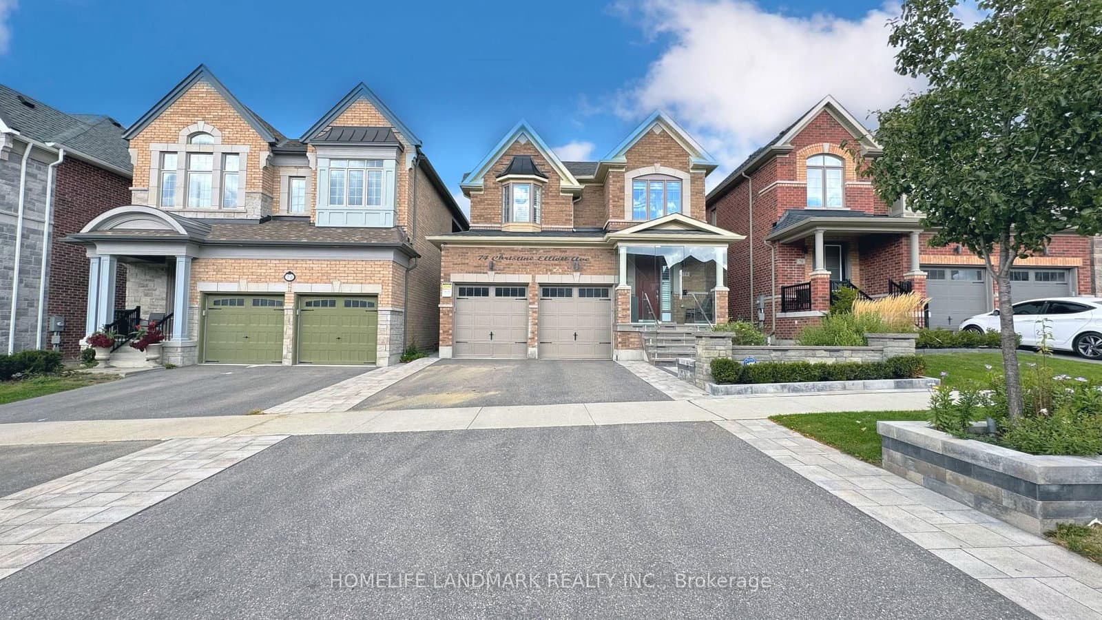 74 Christine Elliott Avenue - Image 1