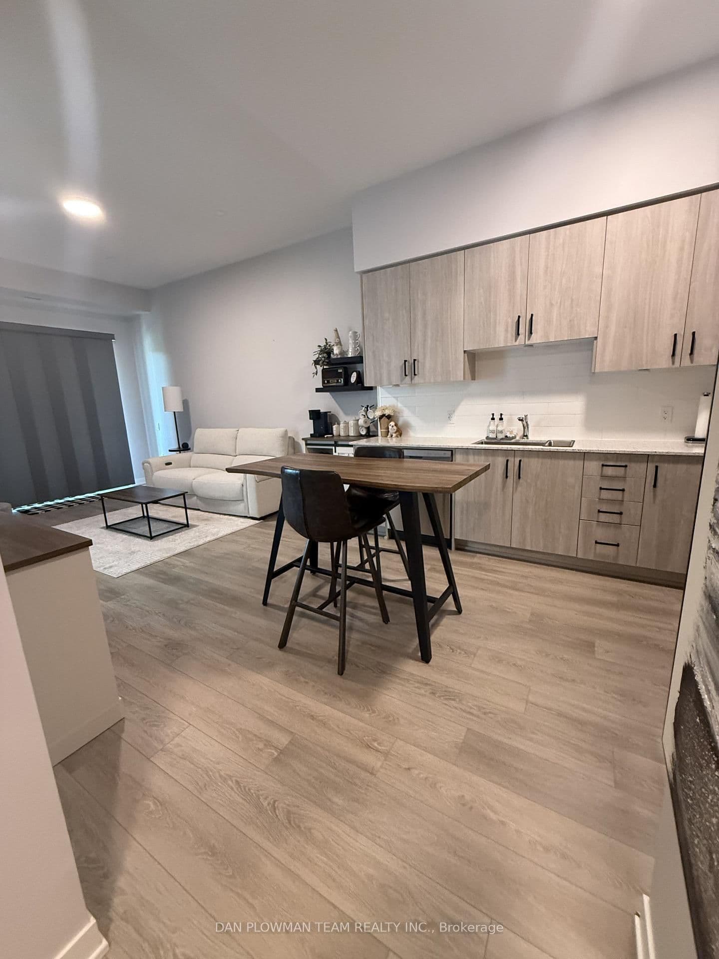 385 Arctic Red Drive, Unit 112 - Image 4