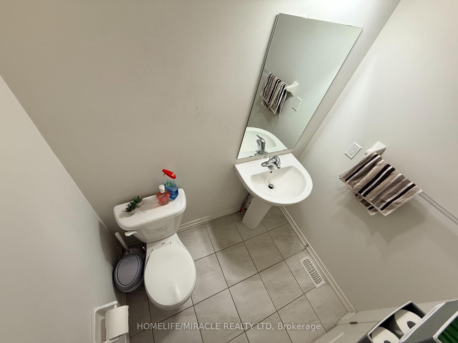 534 Windfields Farm Drive W - Image 4