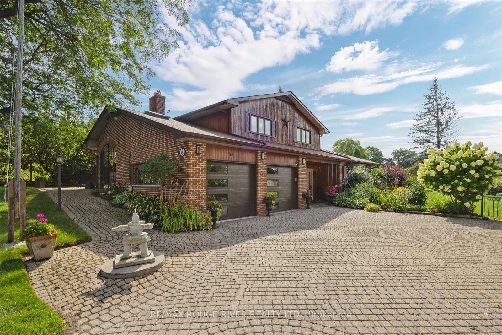 881 Swiss Heights Drive - Image 1