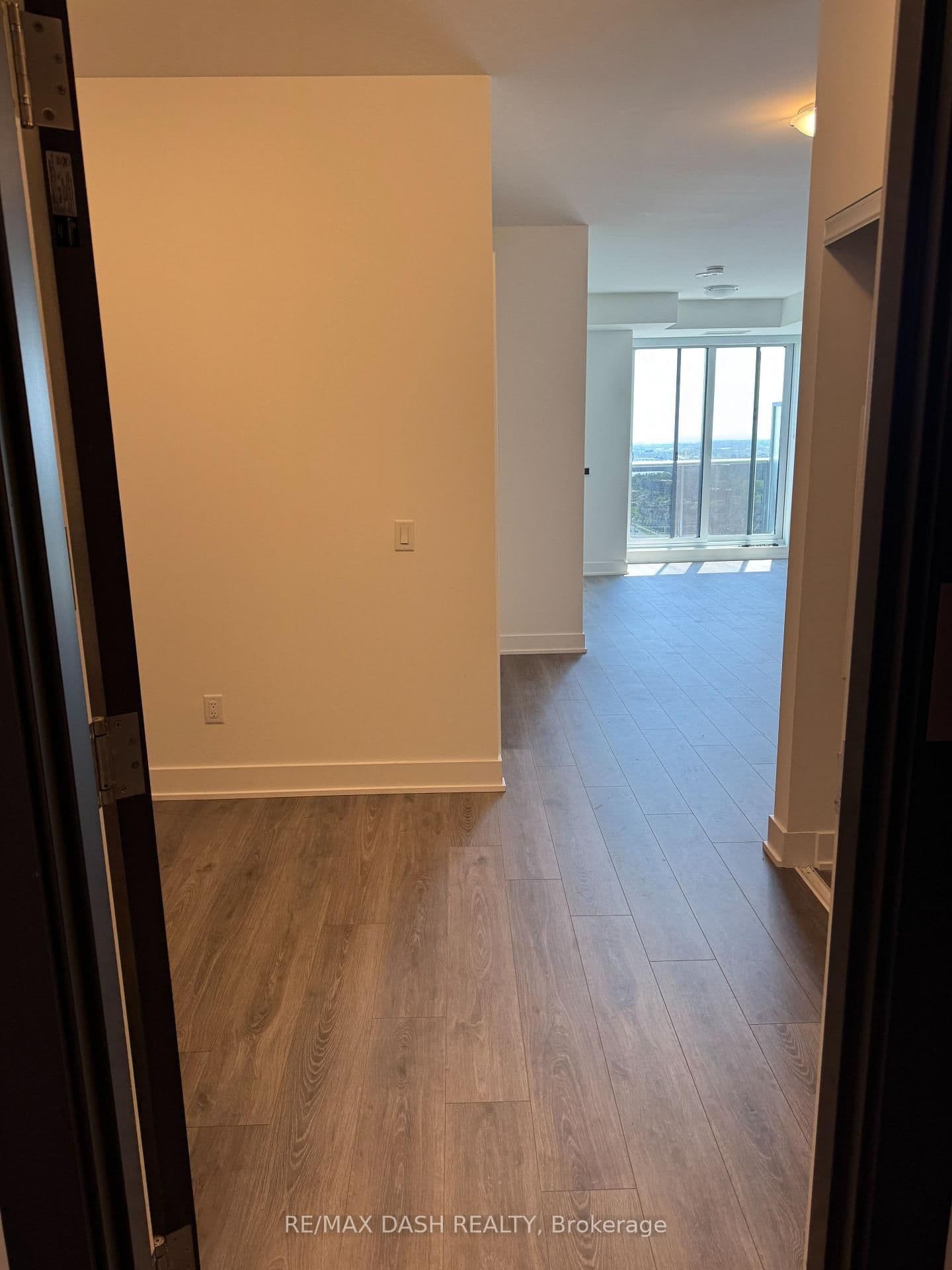 2545 Simcoe Street N, Unit 631 - Image 2