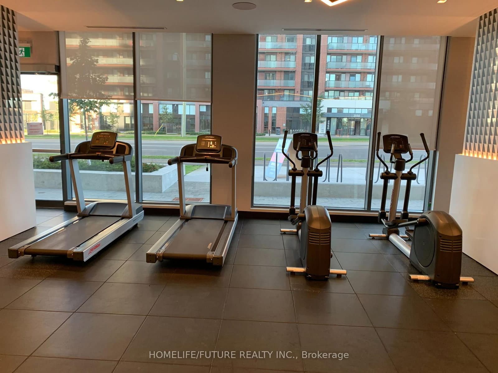 2545 Simcoe Street N, Unit 929 - Image 2