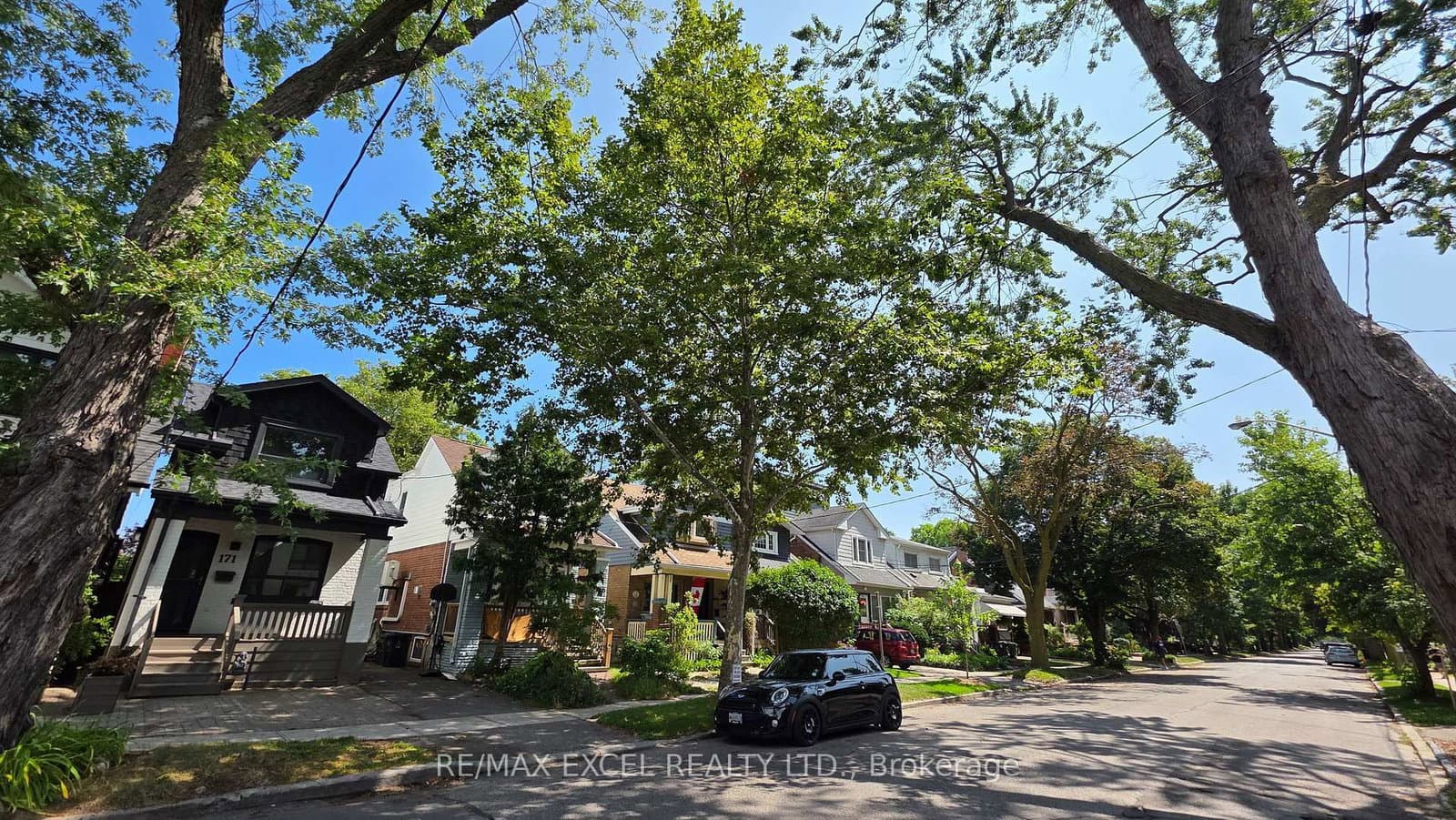 171 Langford Avenue - Image 2