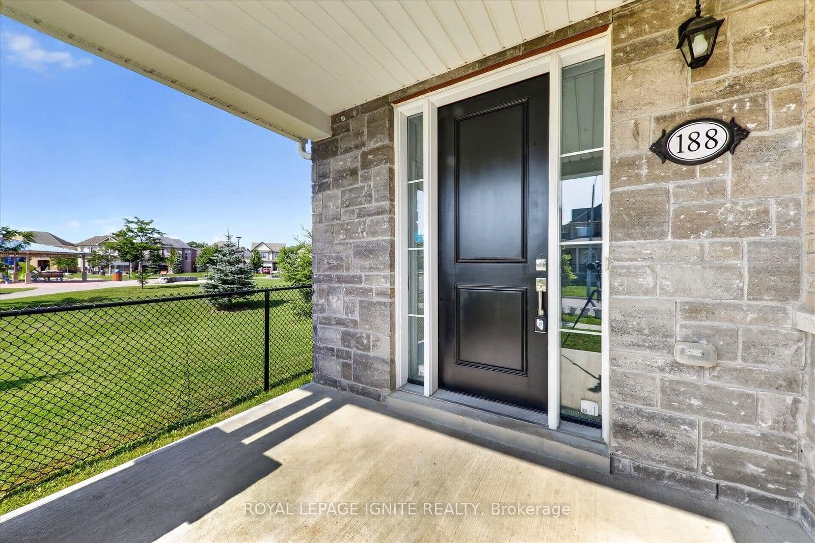 188 Douglas Kemp Crescent - Image 4