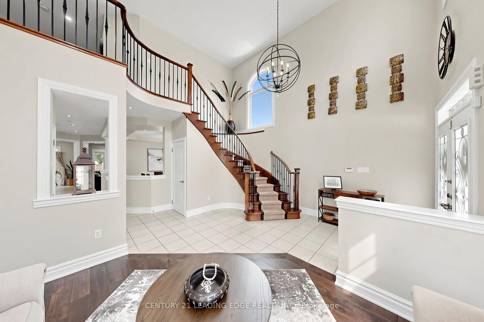 48 Tanis Crescent - Image 2