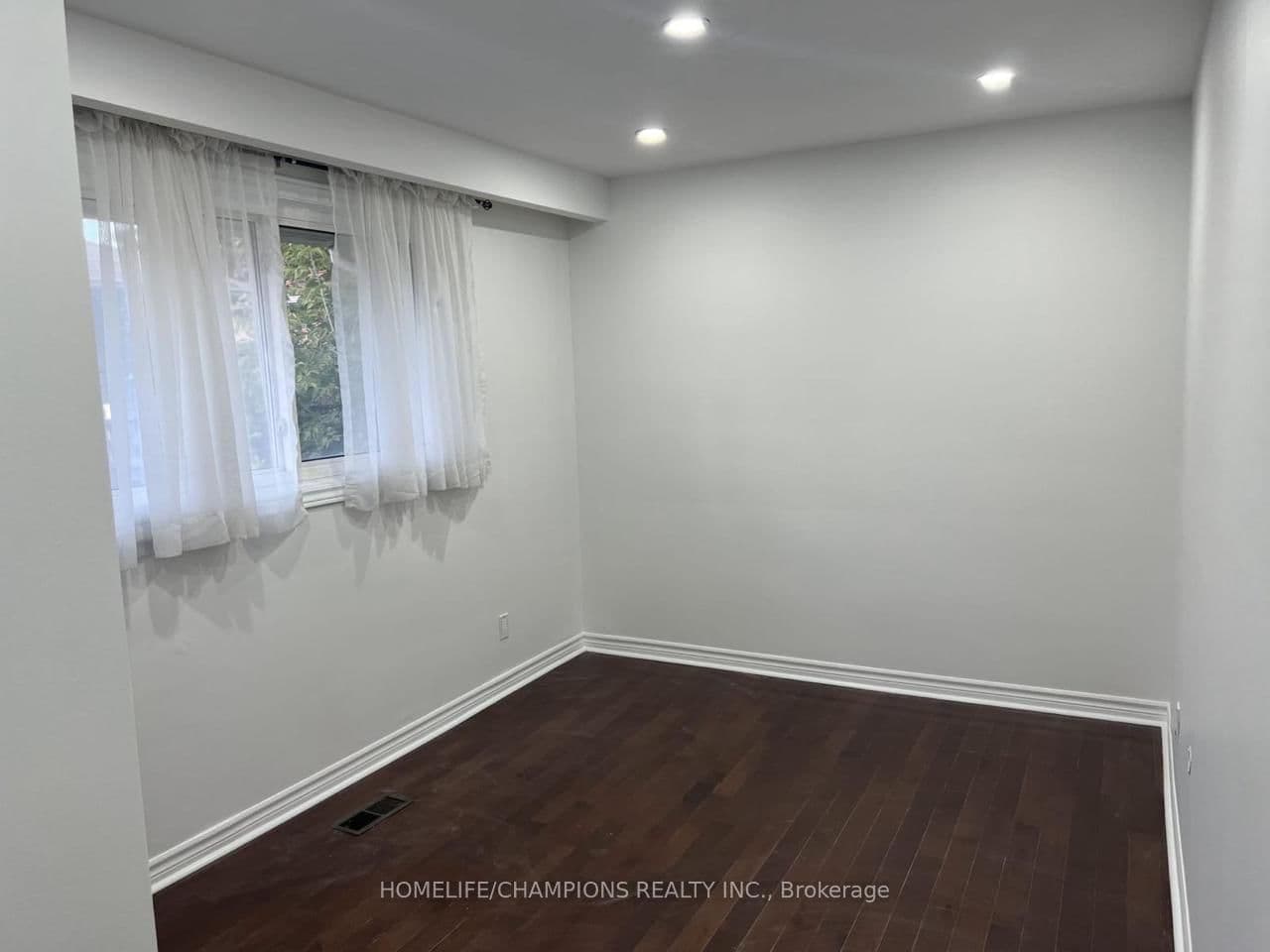 365 Bellamy Road N - Image 3