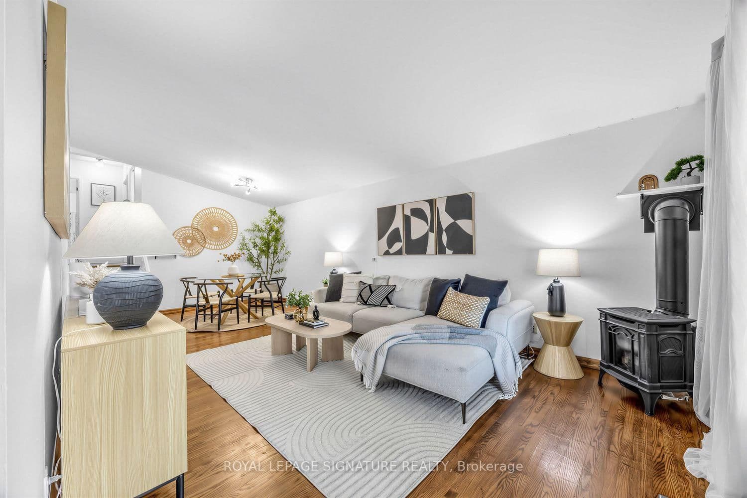 821 Krosno Boulevard - Image 4