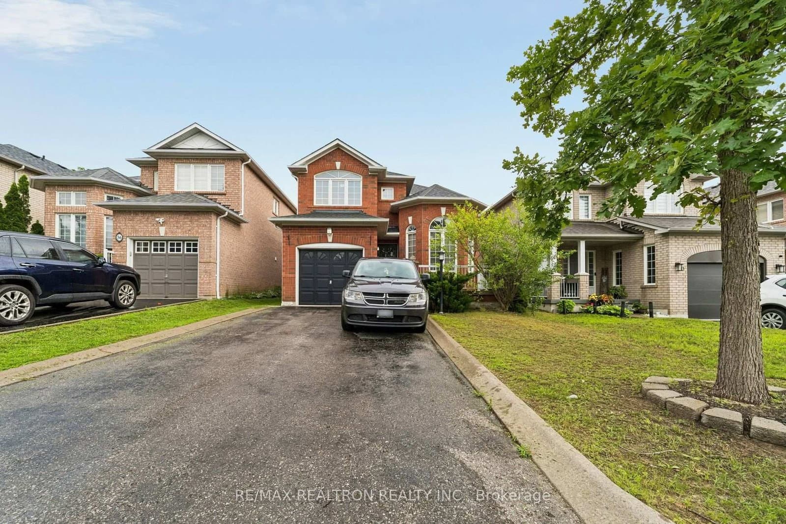 58 Lurosa Crescent - Image 1