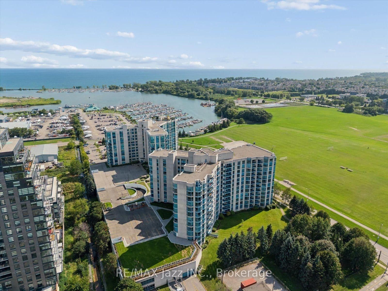 #1003 - 360 Watson Street W