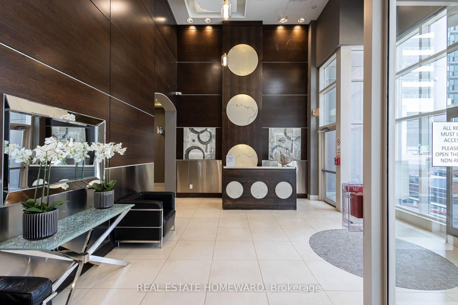 25 Town Centre Court, Unit 810 - Image 6