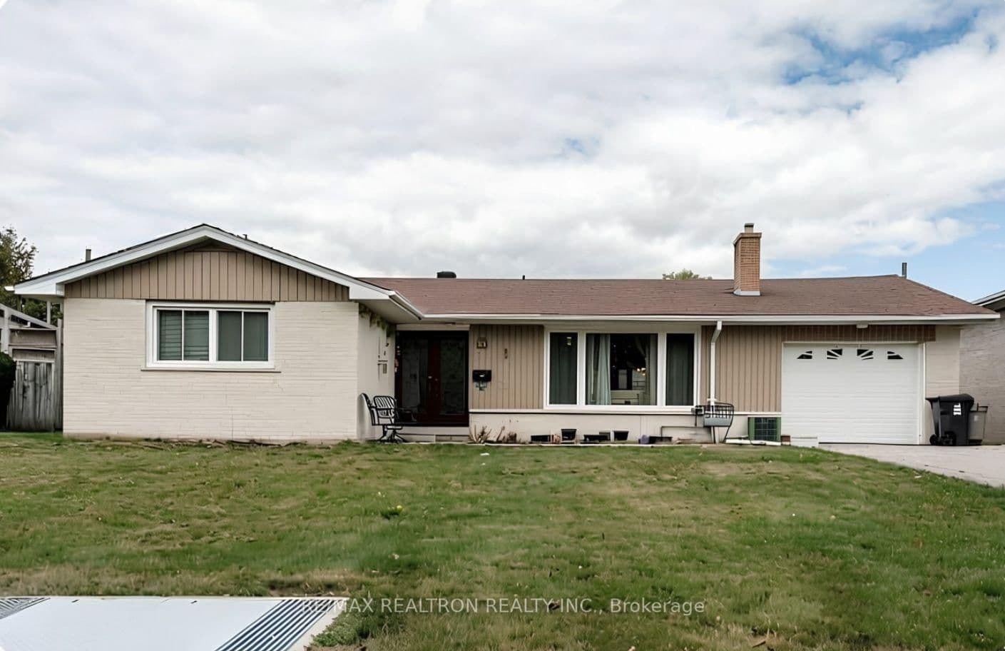 40 Toynbee Trail - Image 1