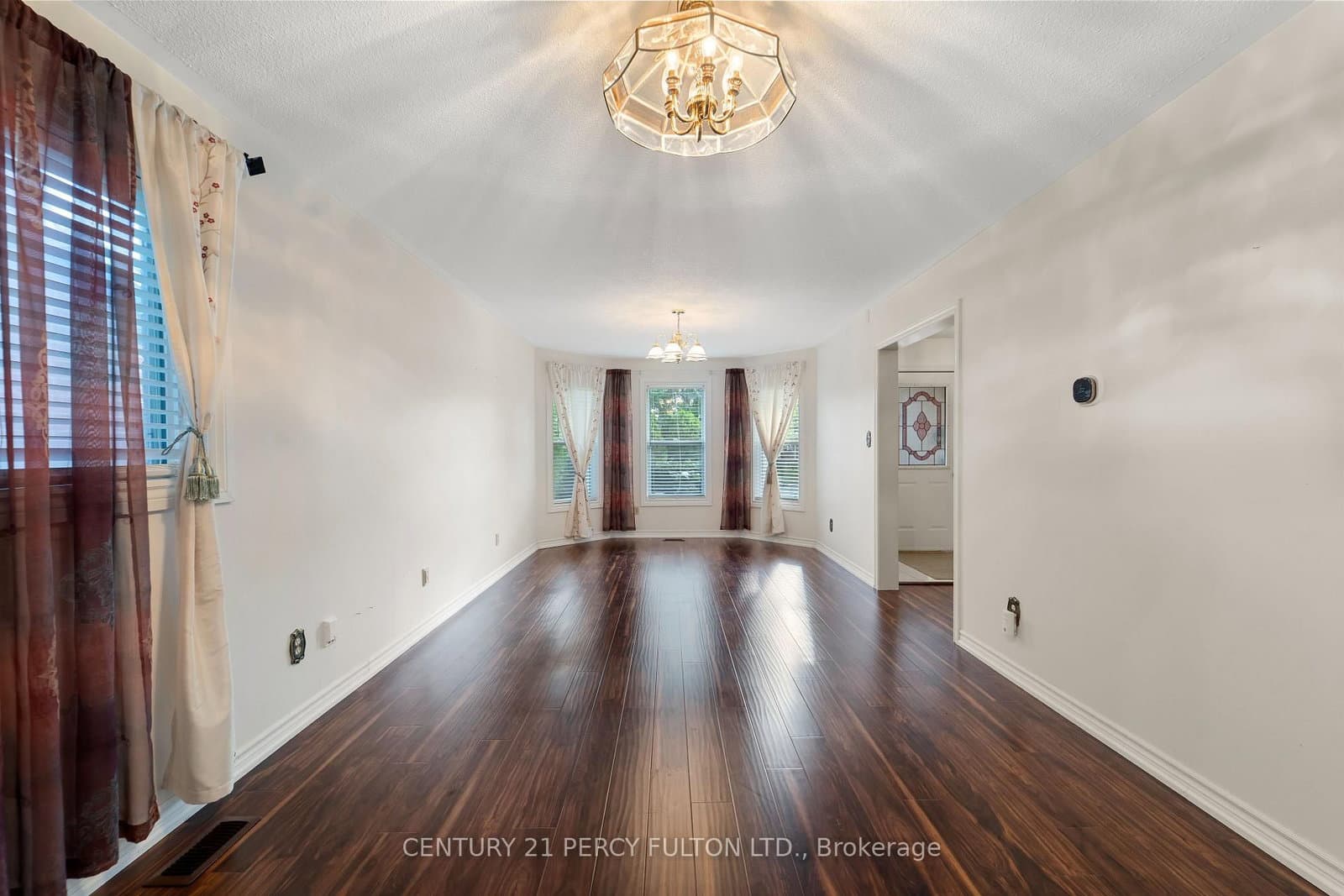 1913 Rosebank Road - Image 5