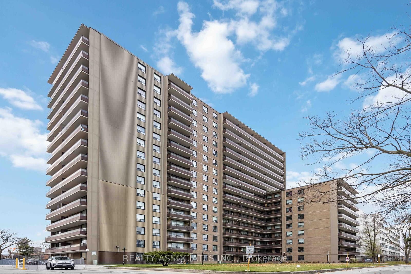 180 Markham Road, Unit 811 - Image 1