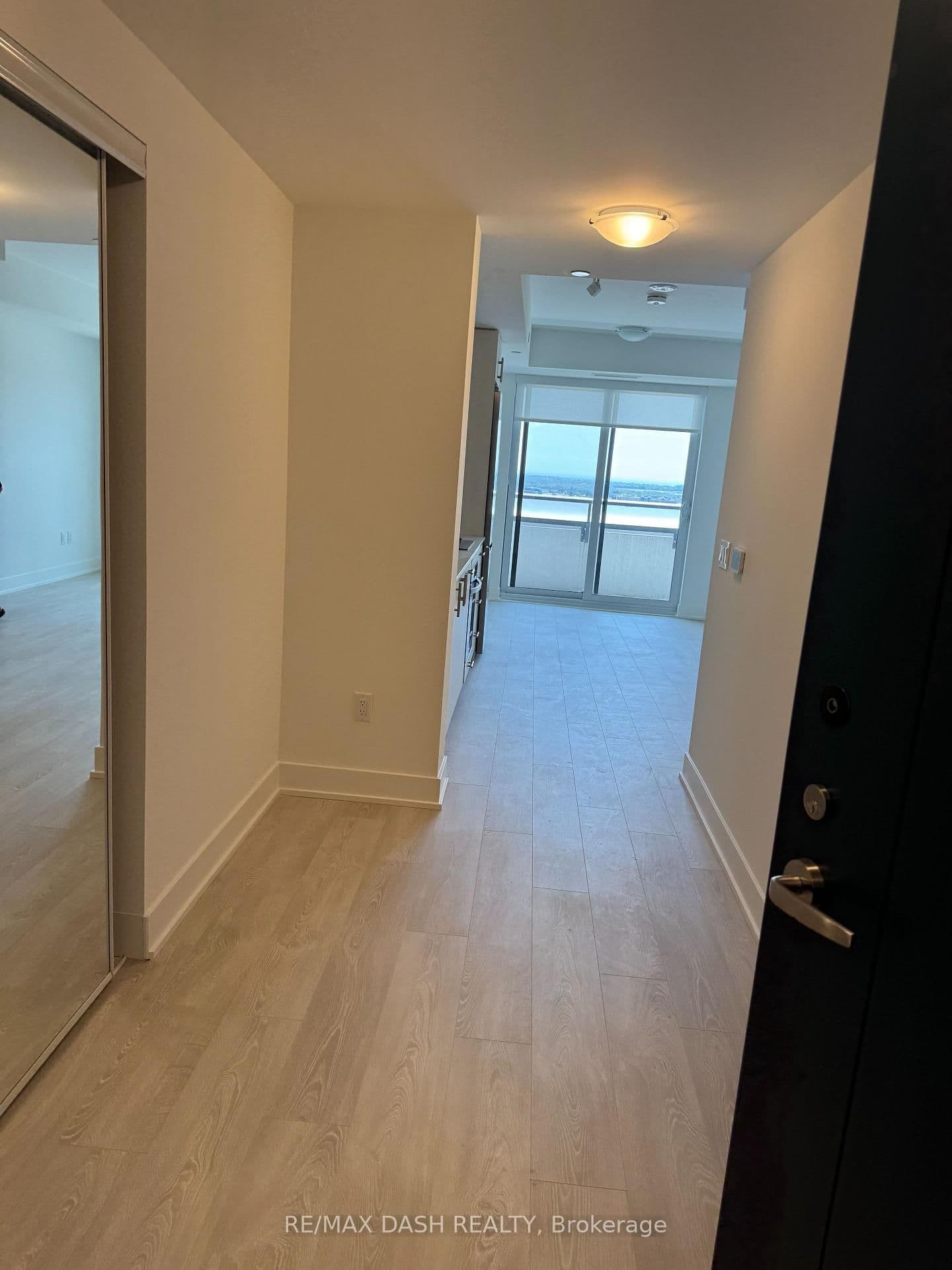 2545 Simcoe Street N, Unit 1742 - Image 2