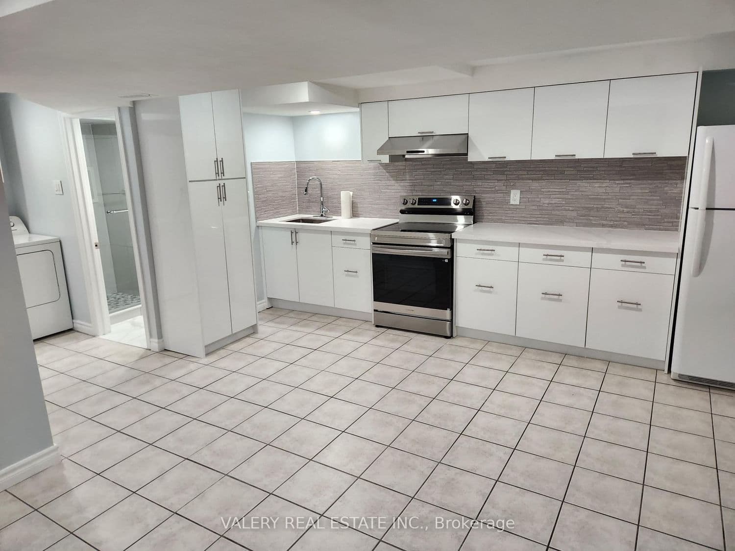28 Iles Street - Image 1