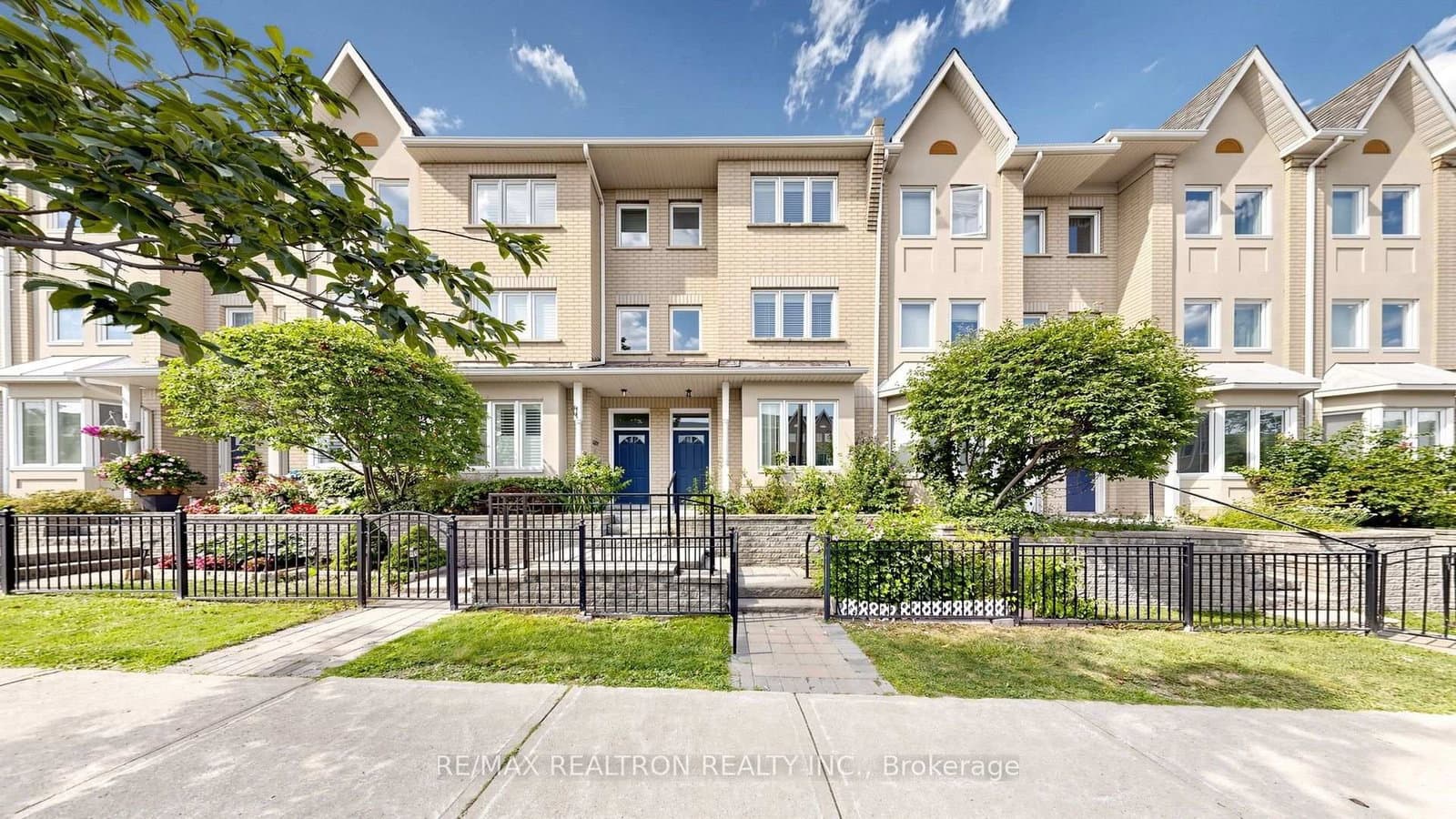 28 Rosebank Drive, Unit 610 - Image 2
