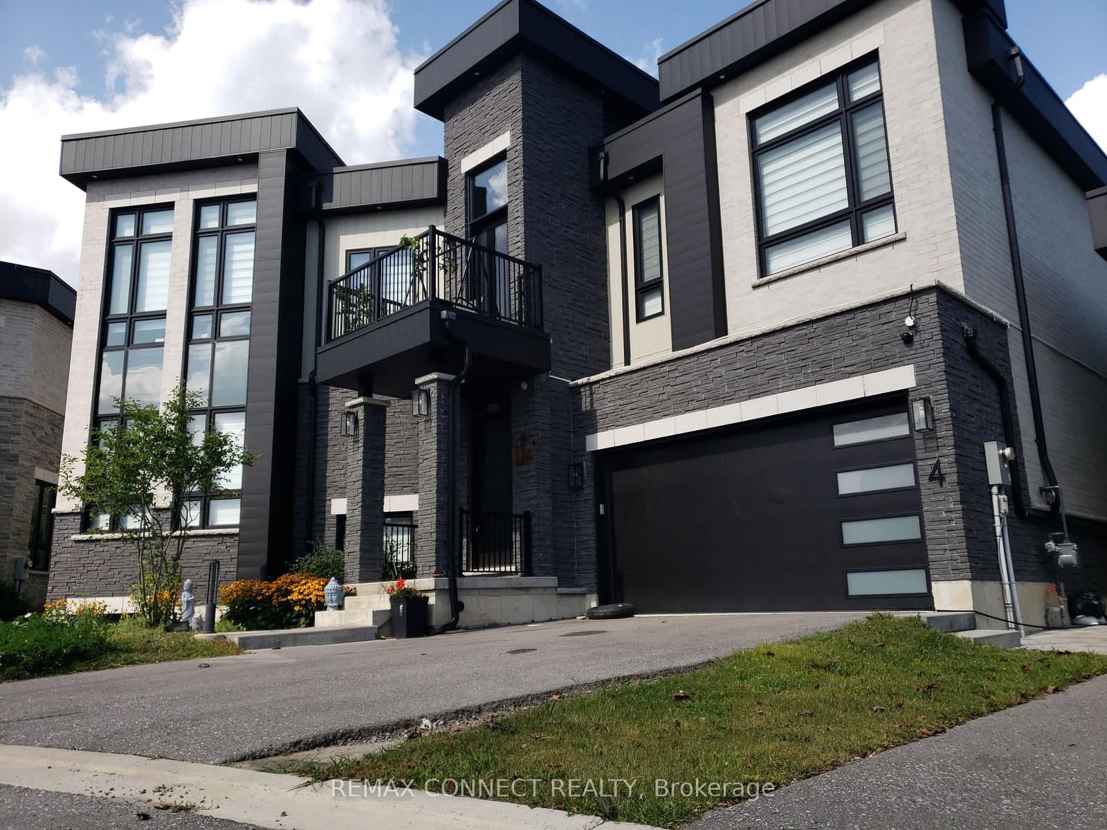 4 Tidmarsh Lane - Image 2