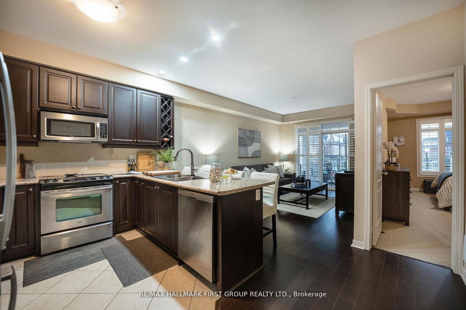 70 Lovegrove Lane - Image 5