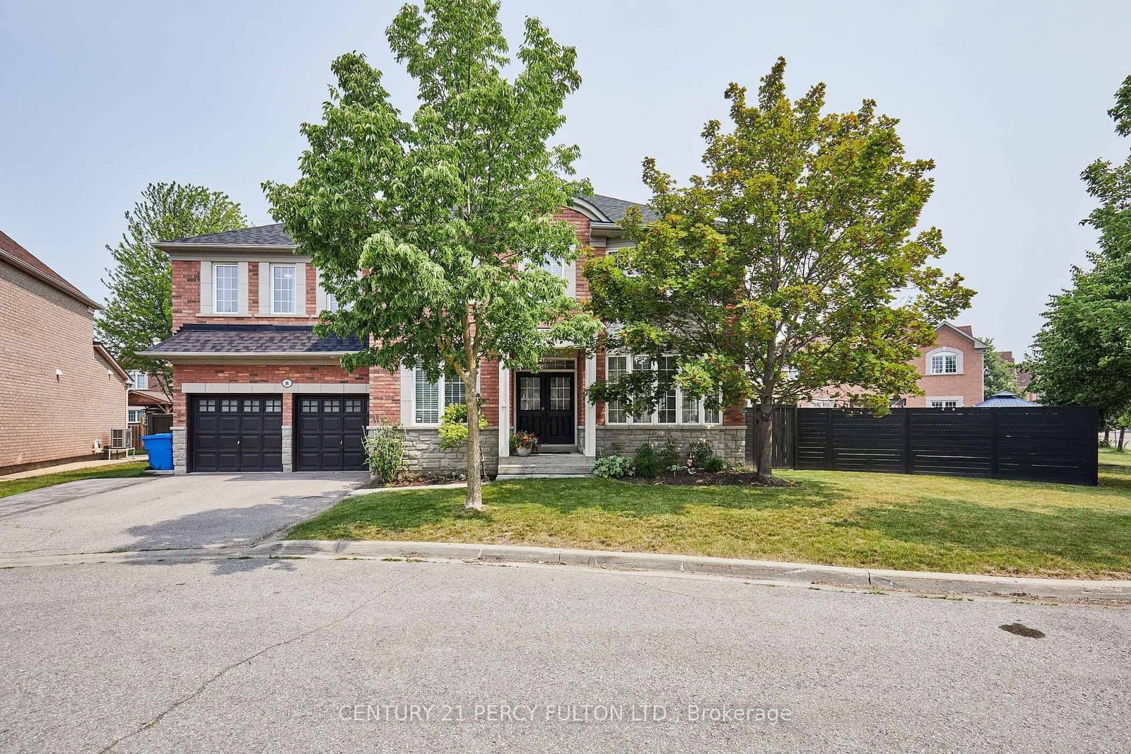 8 Mackeller Court - Image 1